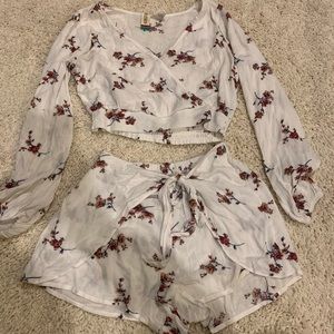 2 piece flowy outfit